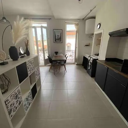 Apartment Le Black And White-studio-wifi- Garage A Velos- Béziers